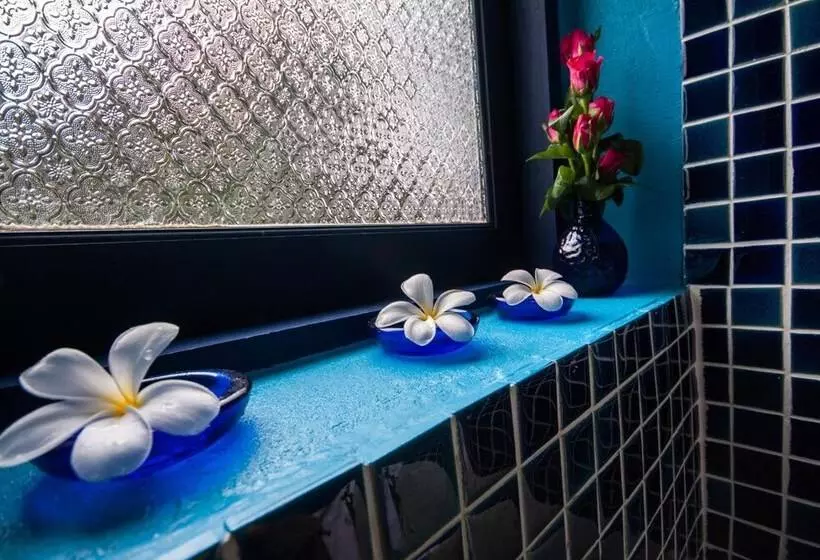 ホテル Laemsing Whitehouse Resort