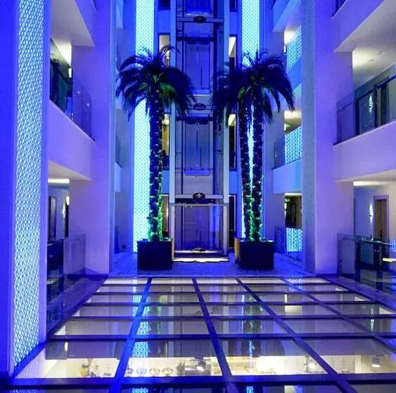 Hotelli Orkis Palace Thermal & Spa