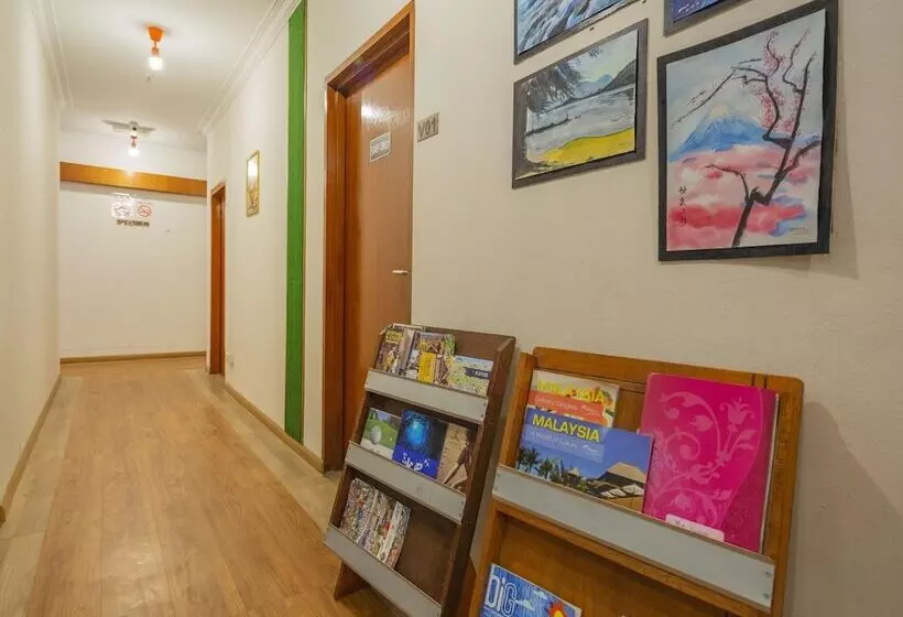 ホテル Storytel Kota Kinabalu By Oyo