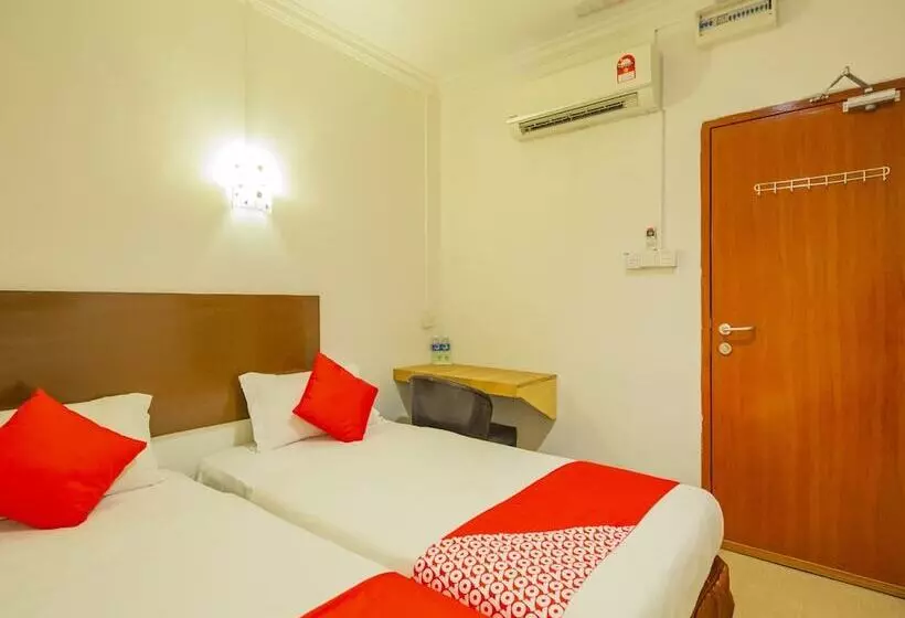 ホテル Storytel Kota Kinabalu By Oyo