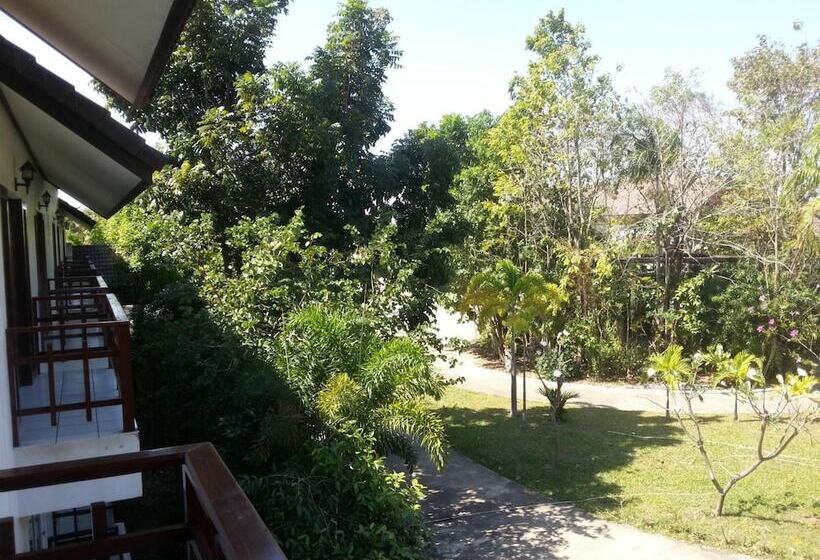 Hotel Thong Paeka