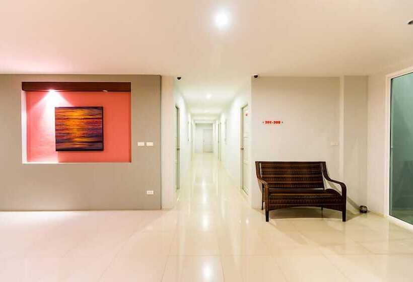 Hotel Tillthong Garden