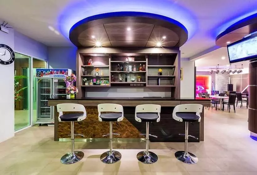 Hotelli Tillthong Garden