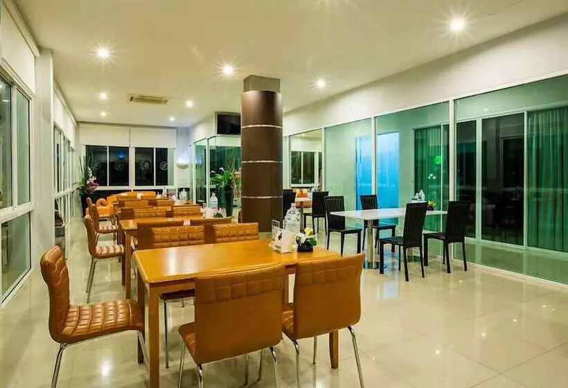 Hotelli Tillthong Garden