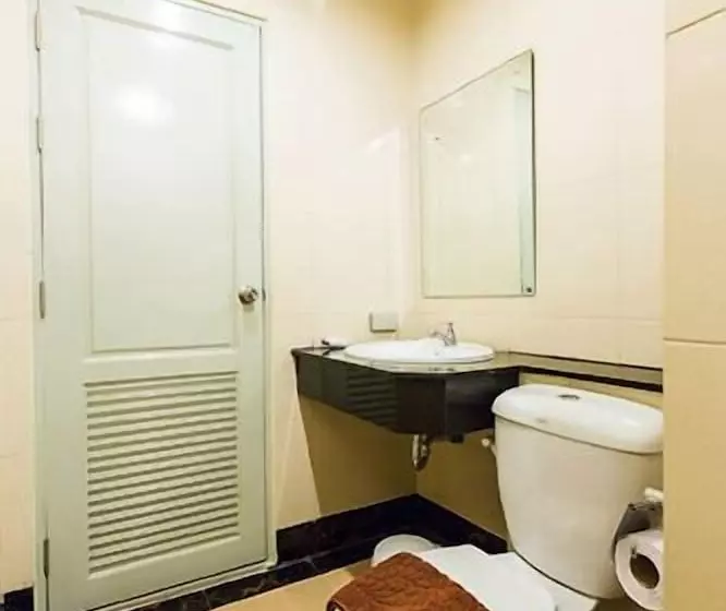 Hotelli Tillthong Garden