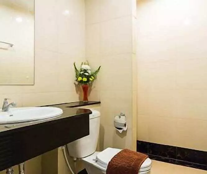 Hotelli Tillthong Garden