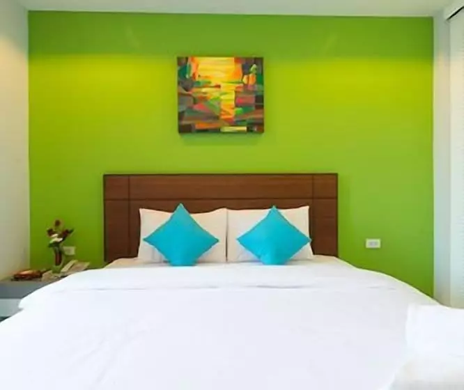 Hotelli Tillthong Garden