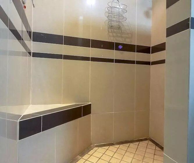 ペンション Caesars Guesthouse & Conference Centre