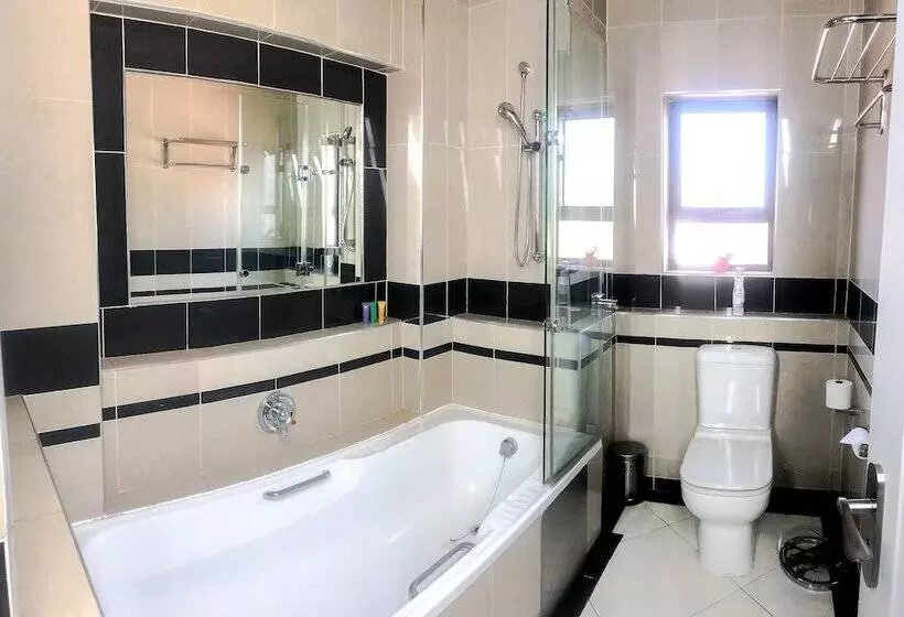 ペンション Caesars Guesthouse & Conference Centre