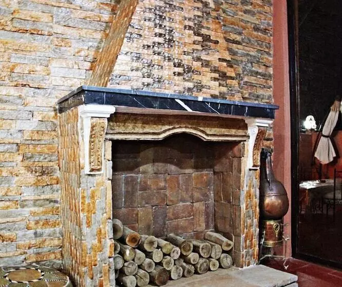 Majatalo Naima House