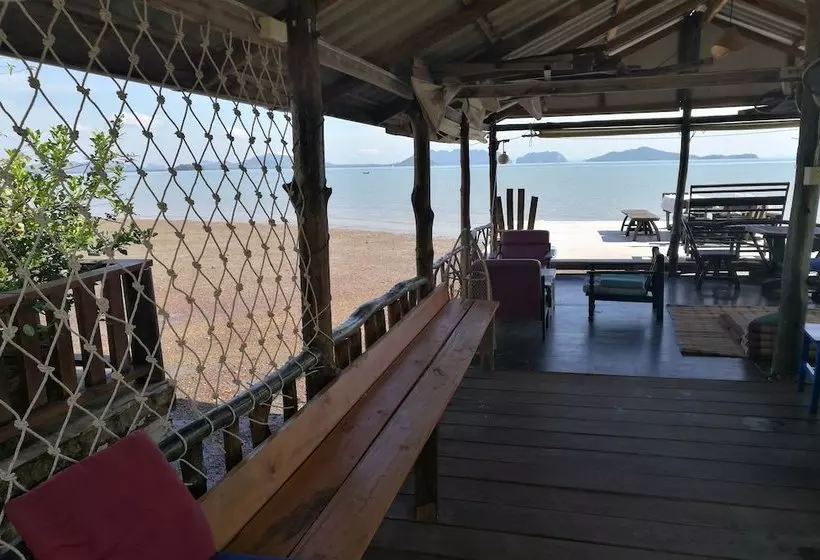 پانسیون Sriraya Guesthouse