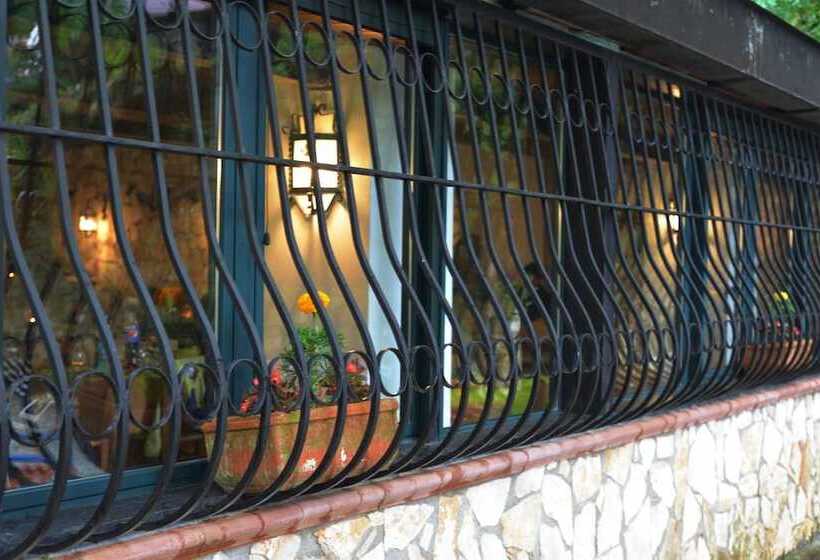 ベッドアンドブレックファースト Al Rifugio Della Volpe