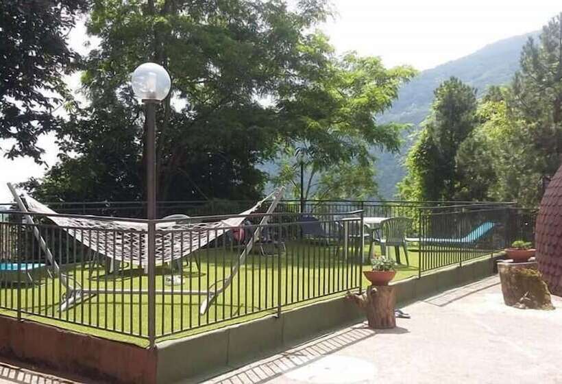 ベッドアンドブレックファースト Al Rifugio Della Volpe