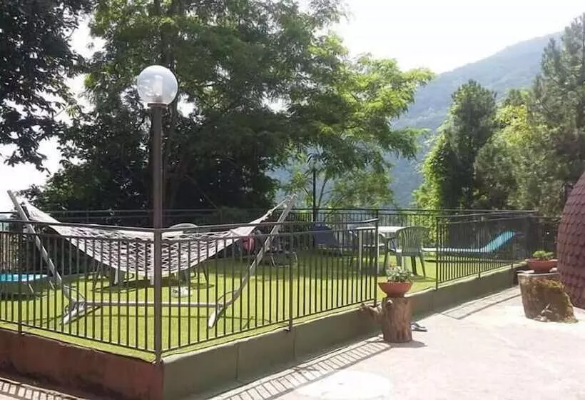 ベッドアンドブレックファースト Al Rifugio Della Volpe