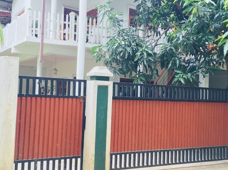 住宿加早餐 Sudu Neluma Home Stay