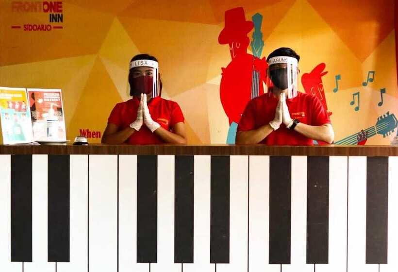 Front One Inn Sidoarjo