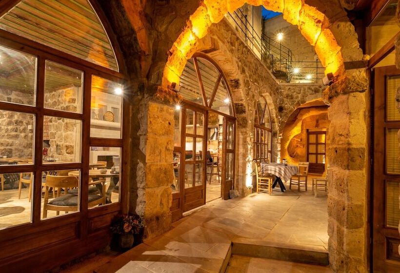 ホテル Atilla S Cave