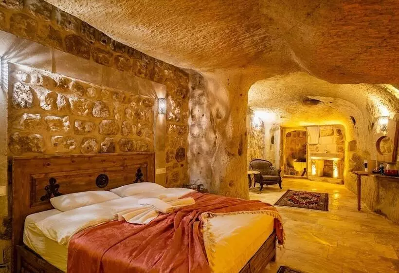 Hotelli Atilla S Cave