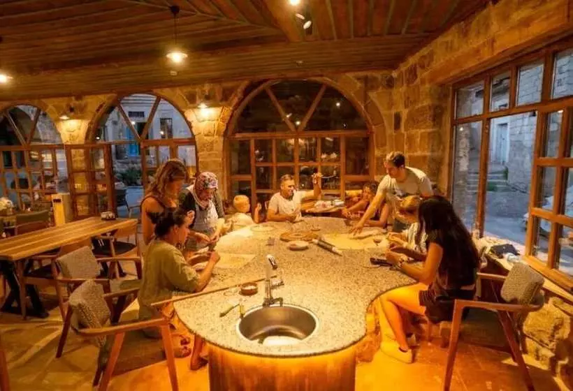 Hotelli Atilla S Cave