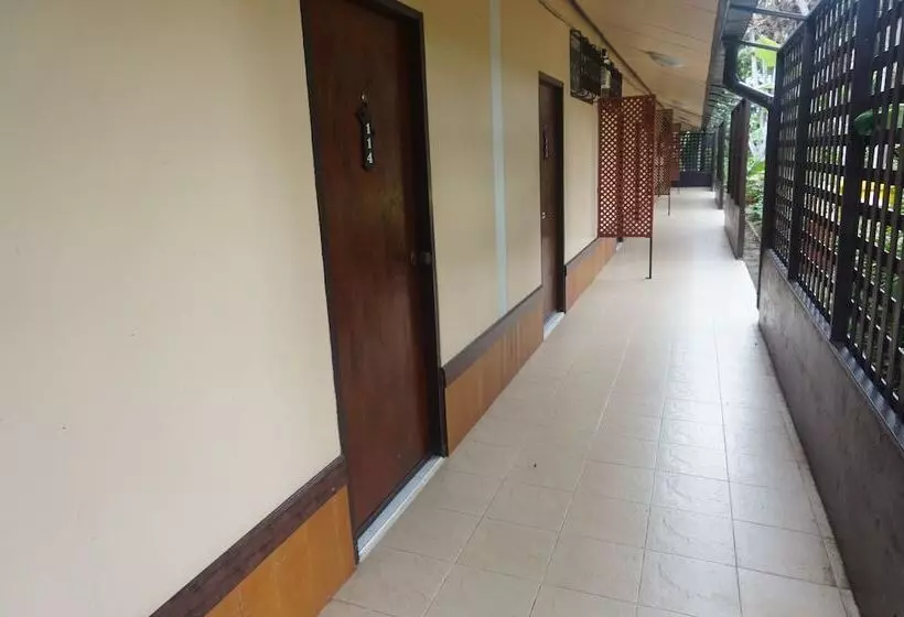 ホテル C & C Resort Nangrong