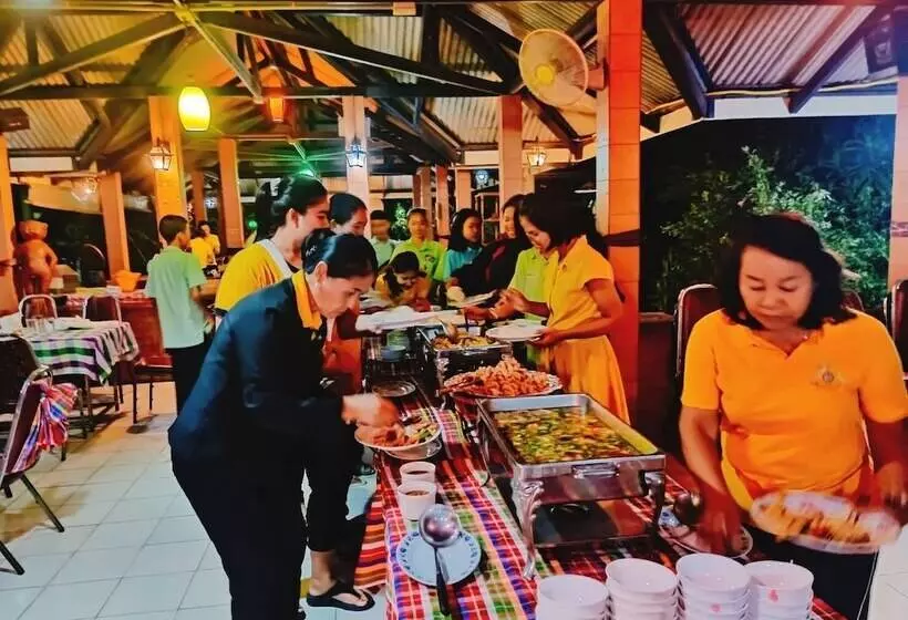 ホテル C & C Resort Nangrong