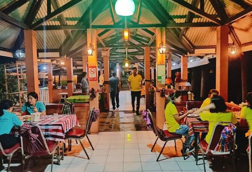 ホテル C & C Resort Nangrong