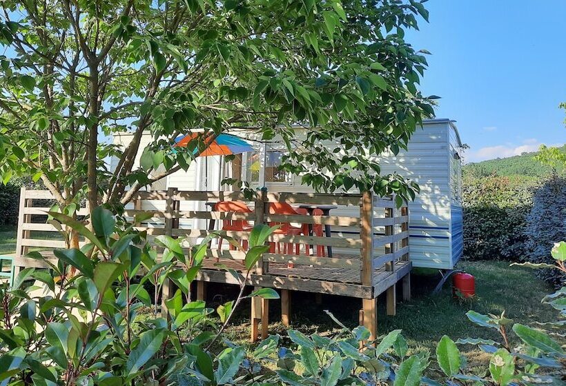 Отель Camping Les Chenes Clairs