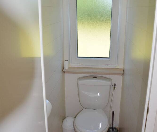 호텔 Camping Les Chenes Clairs