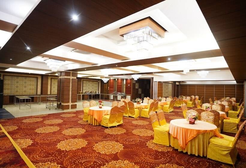 Hotel Classic Residency