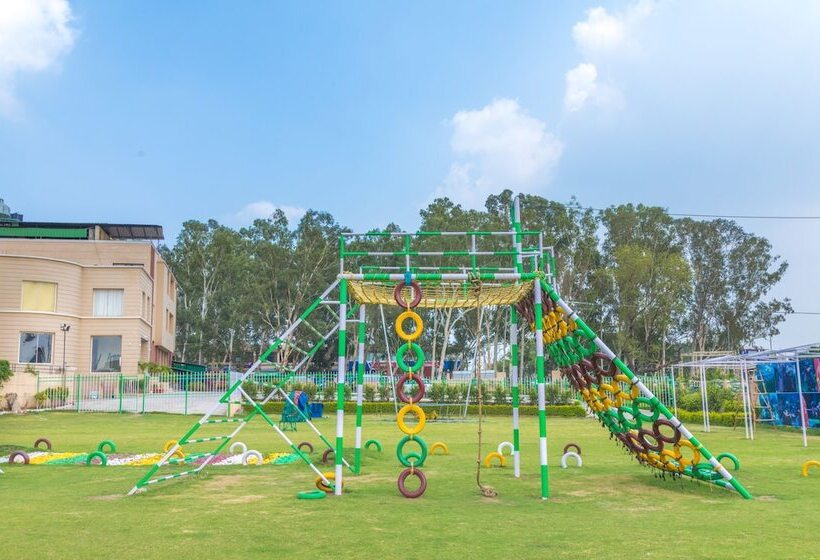 Hotel Classic Residency