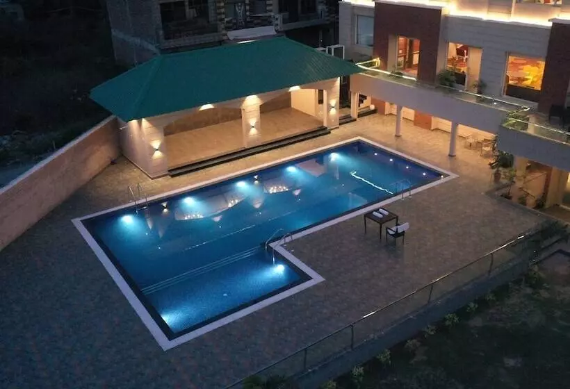 ホテル Classic Residency
