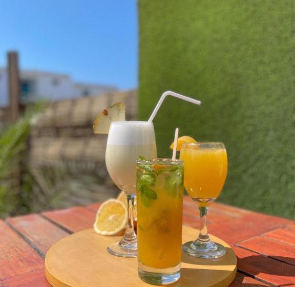 Hotel Delfines De Chicama