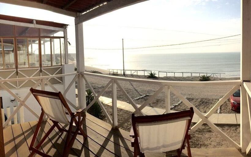 Hotel Delfines De Chicama