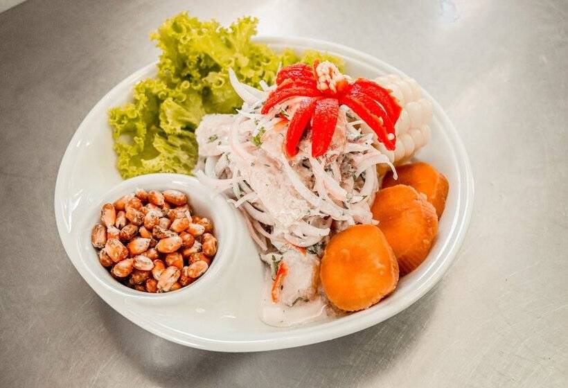 Hotel Delfines De Chicama