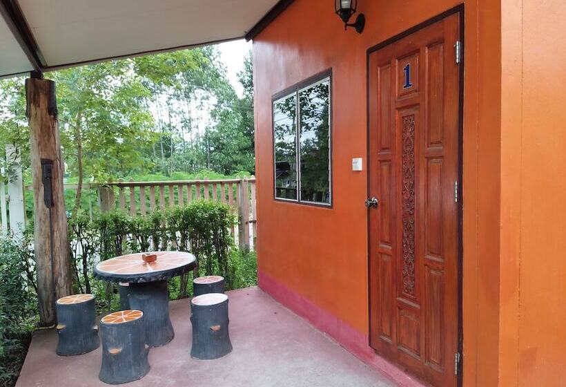 هتل Douangjinda Resort