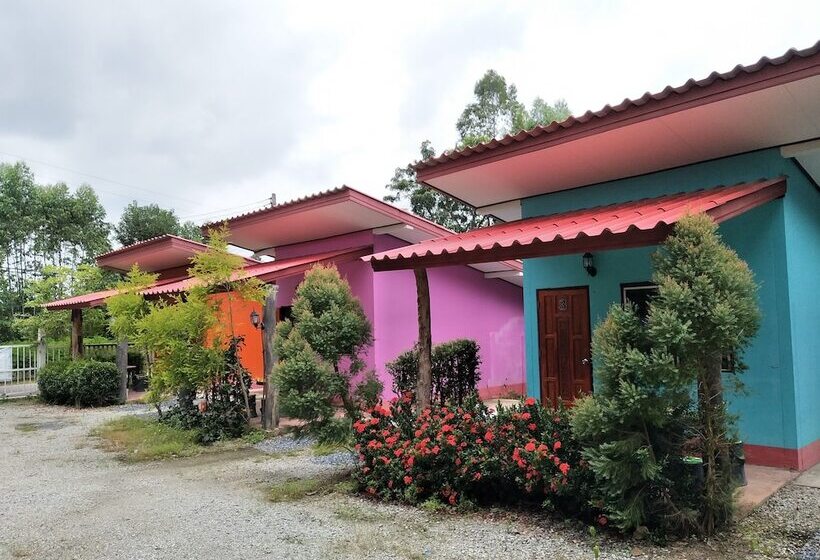 هتل Douangjinda Resort