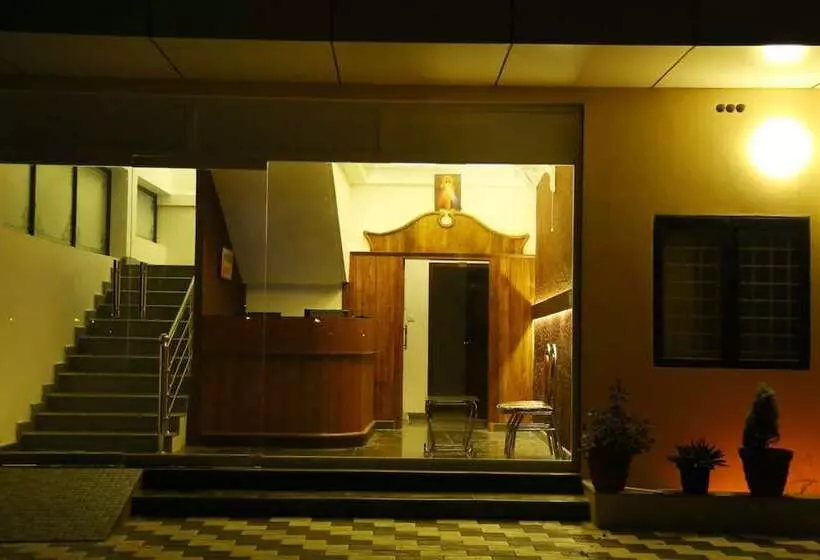 هتل Ebenezer Plaza