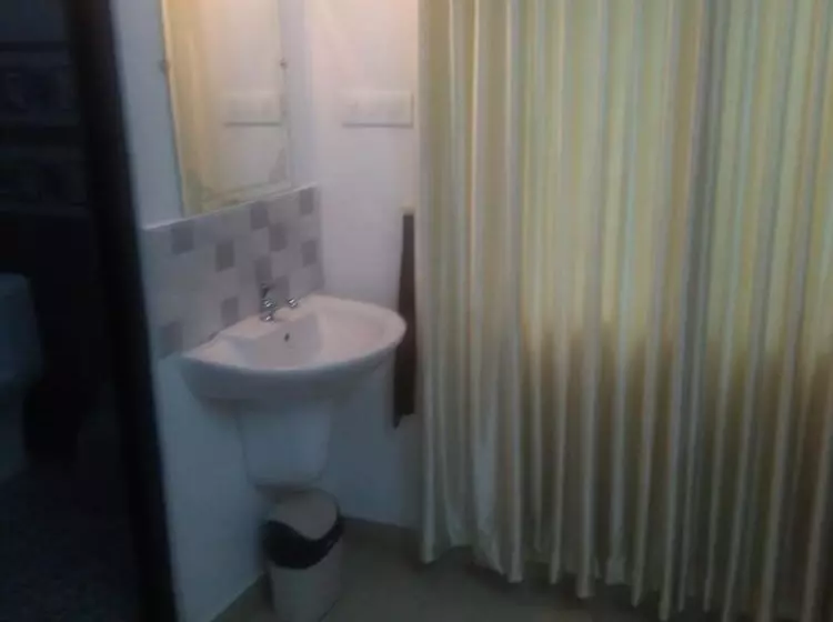 هتل Ebenezer Plaza