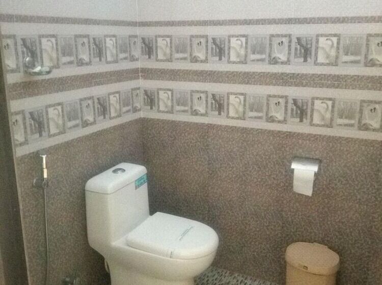 فندق Ebenezer Plaza