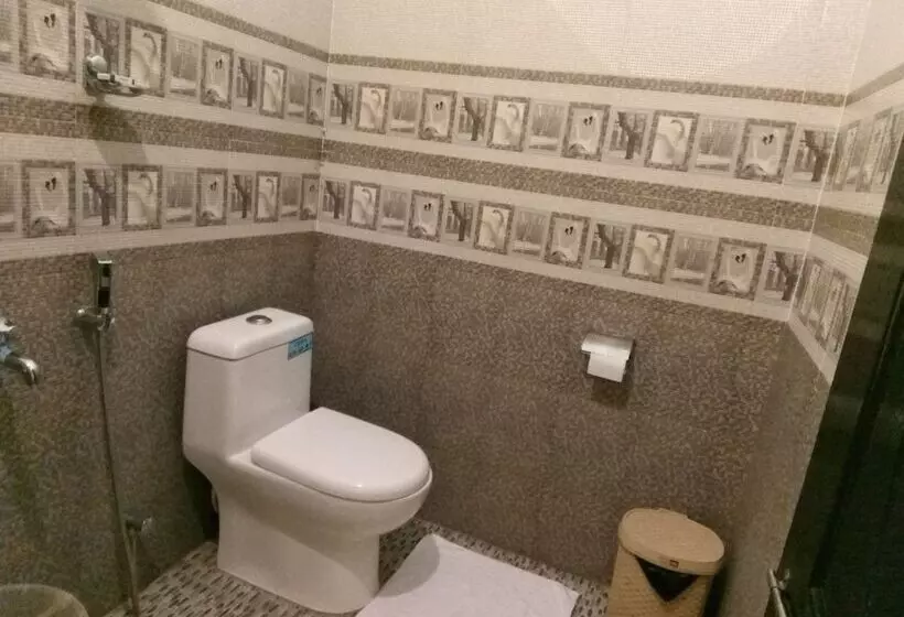 هتل Ebenezer Plaza