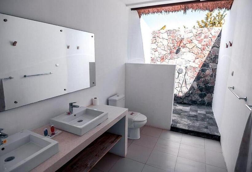 Отель Ekas Breaks Resort