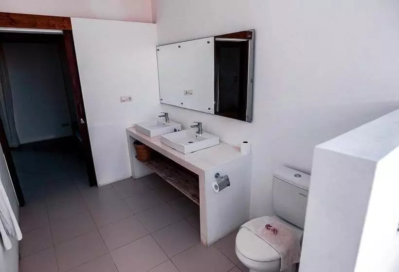 ホテル Ekas Breaks Resort