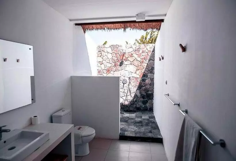 ホテル Ekas Breaks Resort