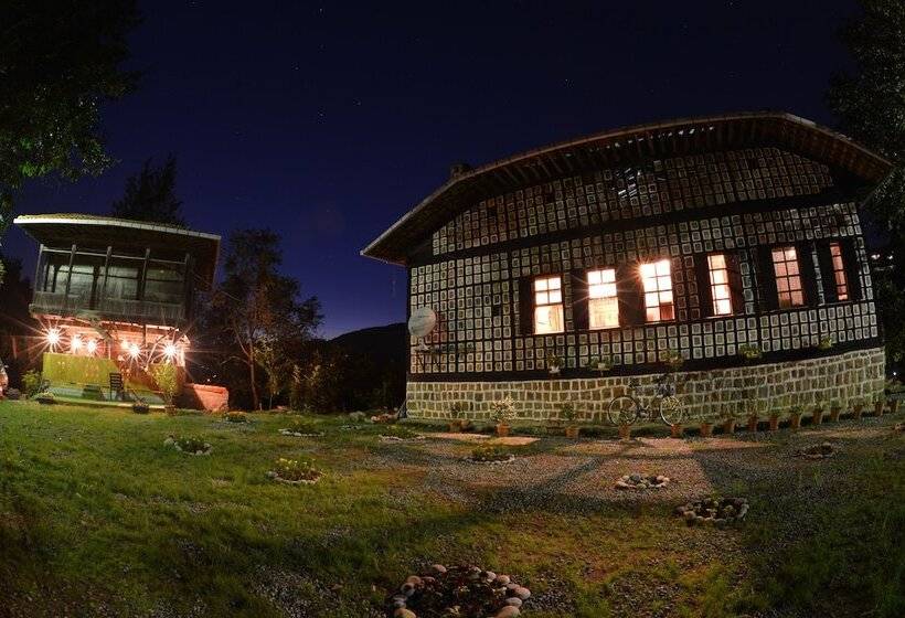 ホテル Inceler Konagi