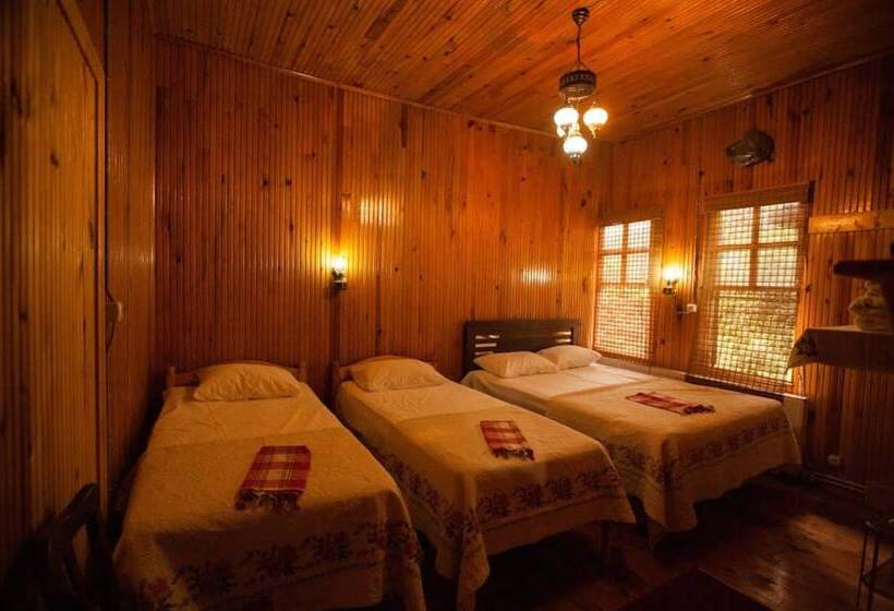 ホテル Inceler Konagi