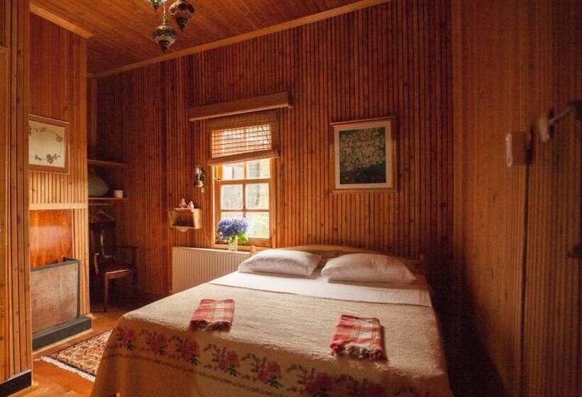 ホテル Inceler Konagi