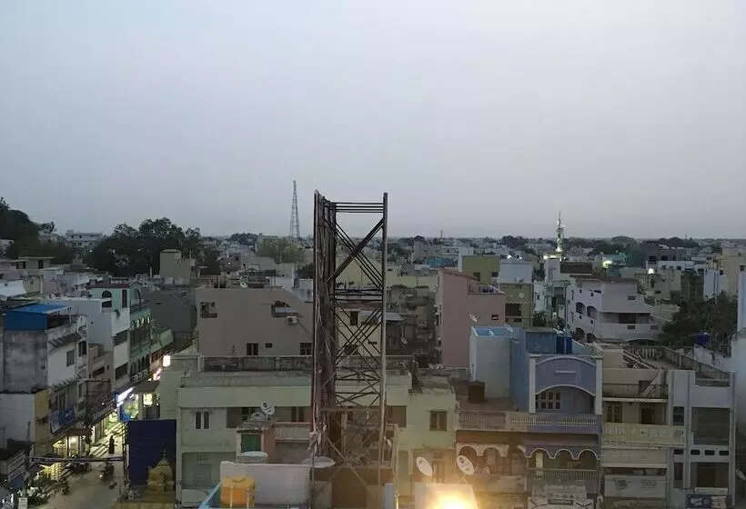 Hotelli Jayaram Residency Srikalahasti