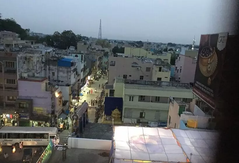 Hotelli Jayaram Residency Srikalahasti