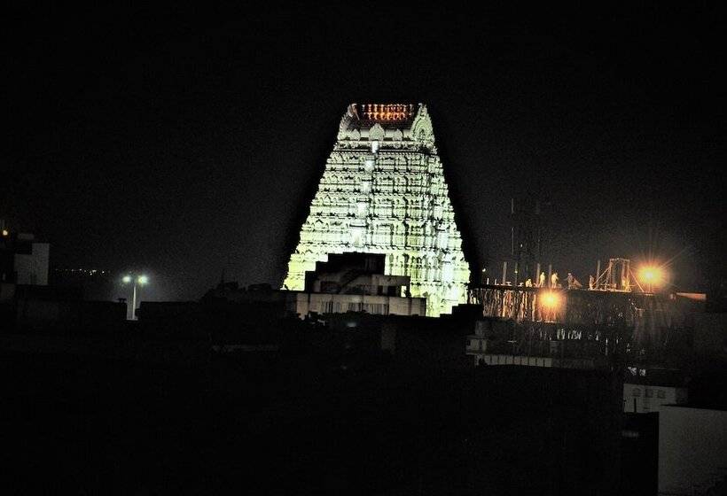 ホテル Jayaram Residency Srikalahasti