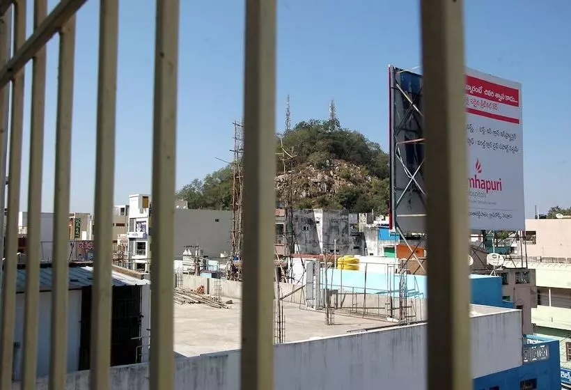 Hotelli Jayaram Residency Srikalahasti